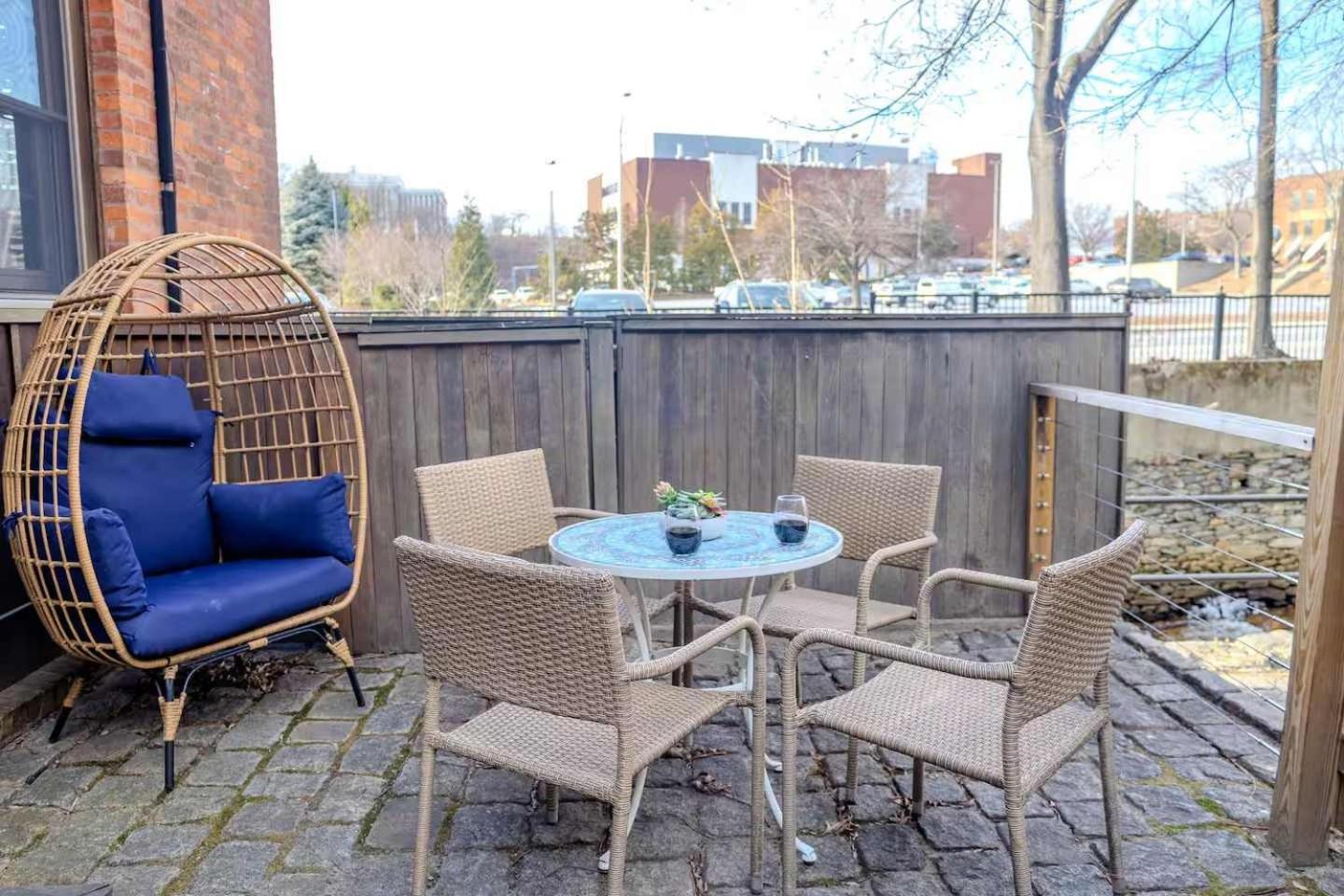 Jennifer'S Riverfront Foundry Apartment Downtown プロビデンス エクステリア 写真