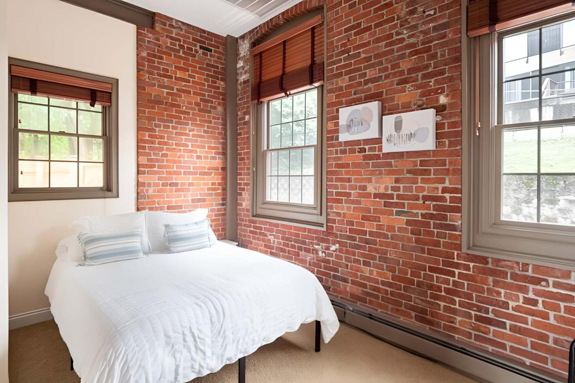 Jennifer'S Riverfront Foundry Apartment Downtown プロビデンス エクステリア 写真