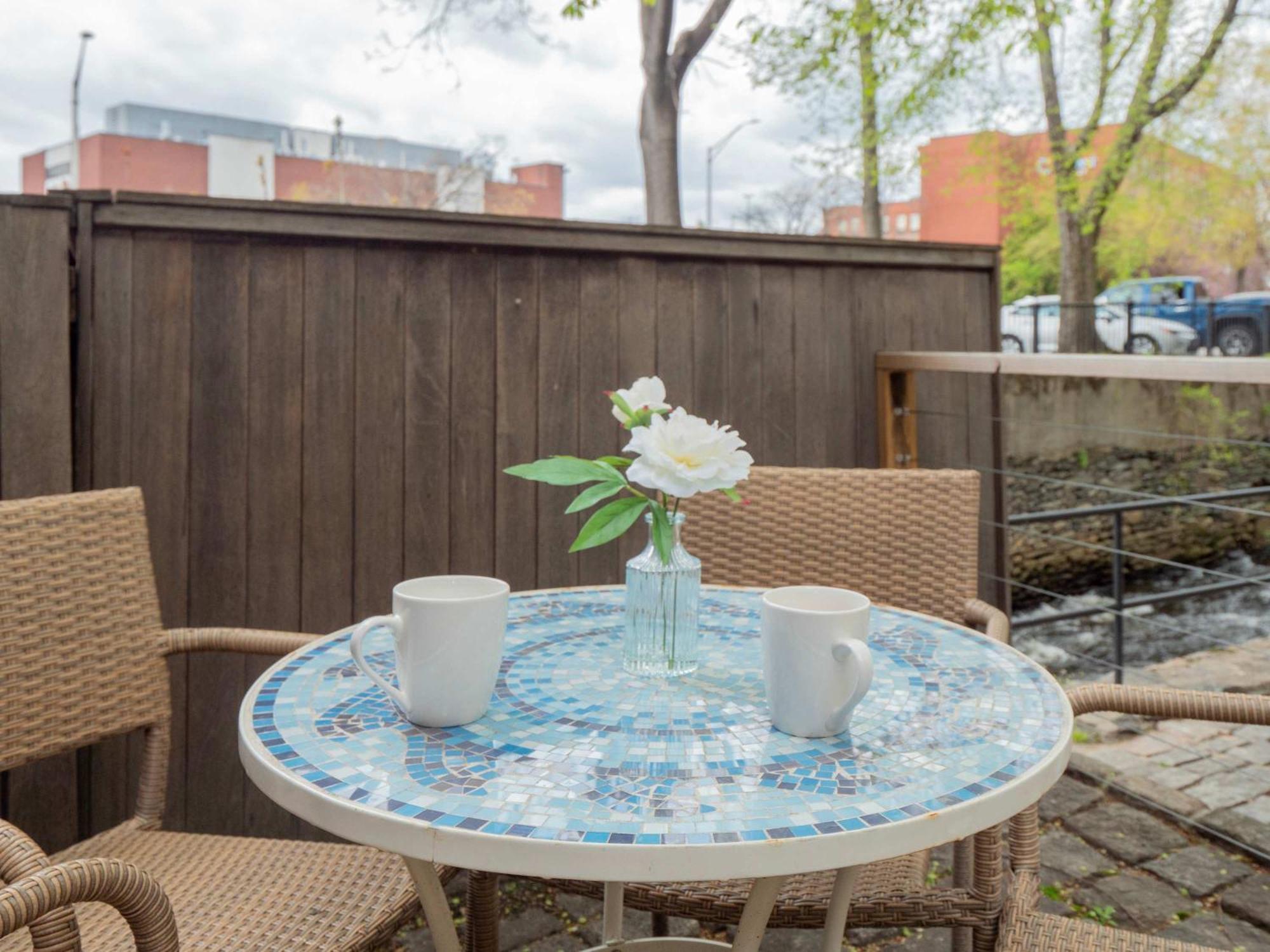 Jennifer'S Riverfront Foundry Apartment Downtown プロビデンス エクステリア 写真
