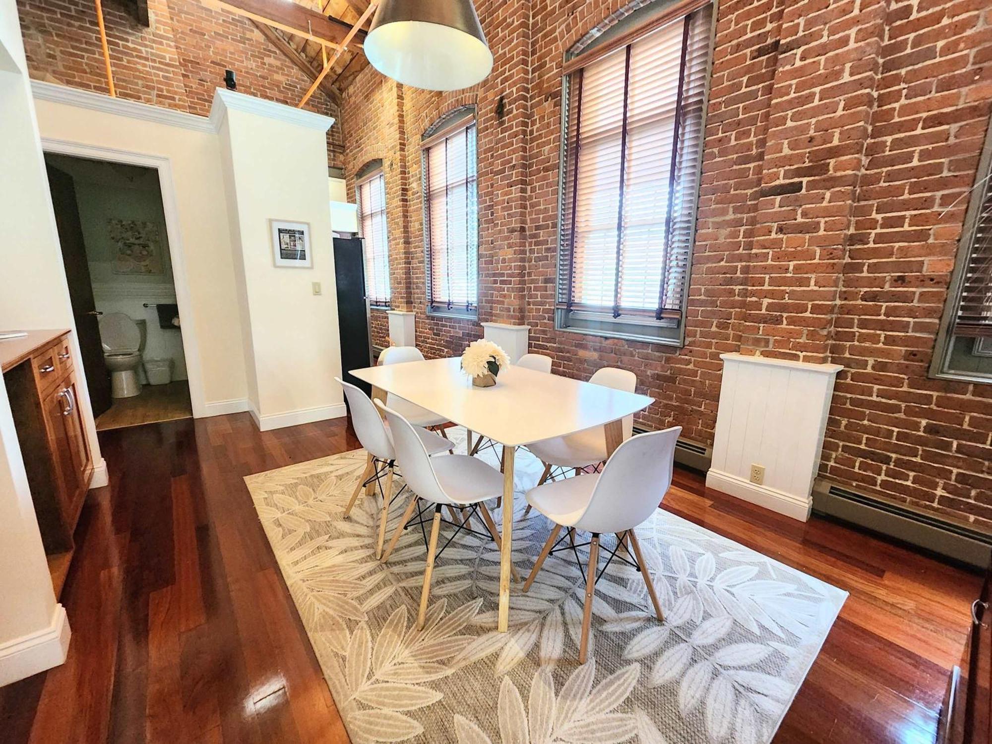 Jennifer'S Riverfront Foundry Apartment Downtown プロビデンス エクステリア 写真
